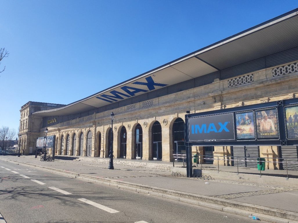 Mégarama Bordeaux — Best Riverside Views & English Blockbusters