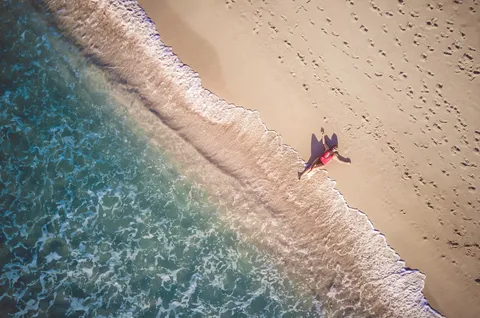 Best Beaches Near Bordeaux: From Ocean Waves to Peaceful Lakes