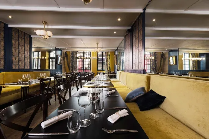 <strong>3. Frida &ndash; Lively Plates and Bohemian Ambience</strong>