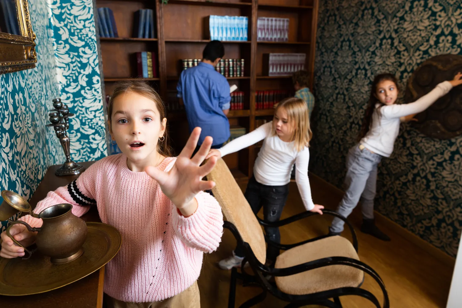<strong>Escape Rooms in Bordeaux: Solve the Mystery</strong>