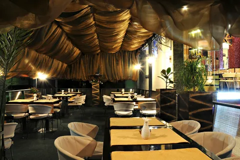 Explore Bordeaux restaurants by cuisine—Italian, Indian, Japanese, African, Turkish and more. Discover where to eat and enjoy diverse flavours in the city