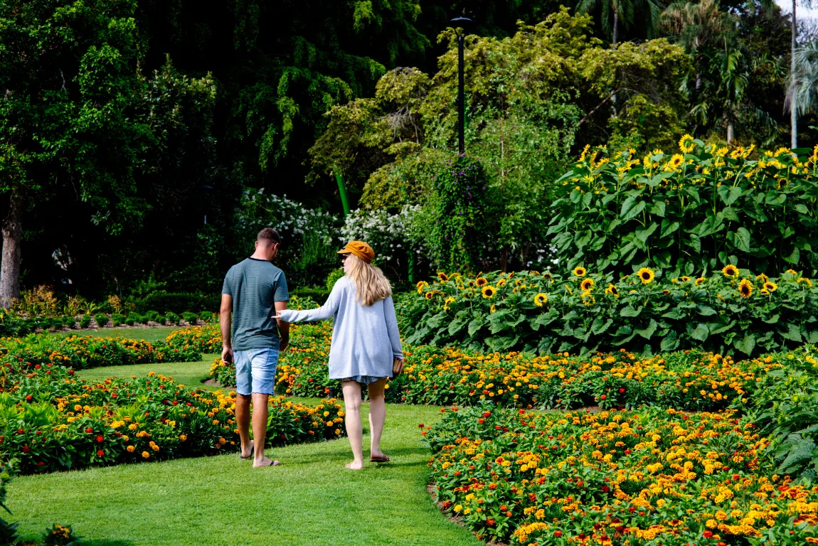 <strong>Jardin Public: A Romantic Green Oasis</strong>