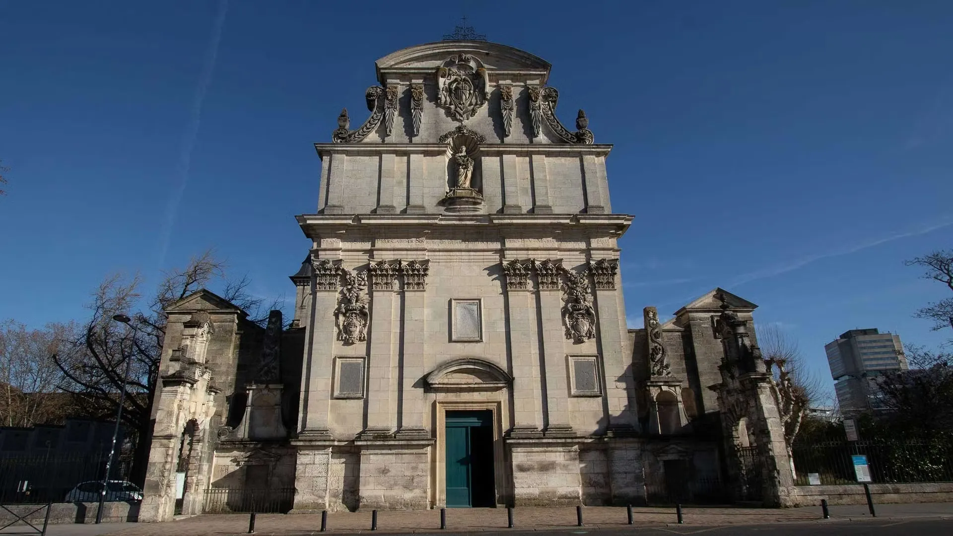 <strong>7. &Eacute;glise Saint-Bruno &ndash; A Hidden Rococo Delight</strong>