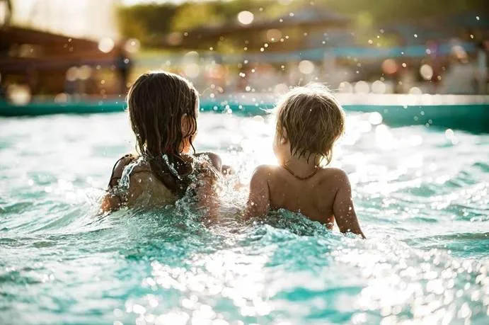 <strong>Family-Friendly Swimming in Bordeaux</strong>