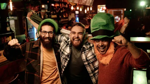 Discover how to celebrate Saint Patrick’s Day in Bordeaux with Irish pubs, festive events, live music, and lively nightlife across the city.