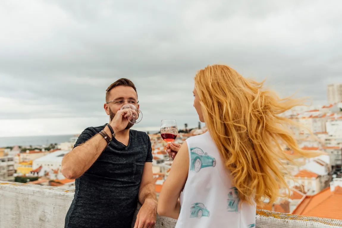 <strong>Rooftop Drinks and Romantic Dinners</strong>