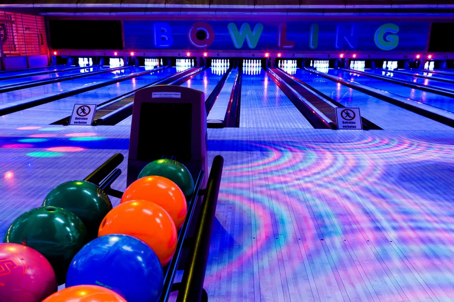 <strong>Bowling and Arcade Fun</strong>