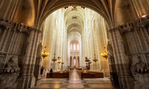 Best Churches and Cathedrals in Bordeaux: A Journey Through Sacred Architecture