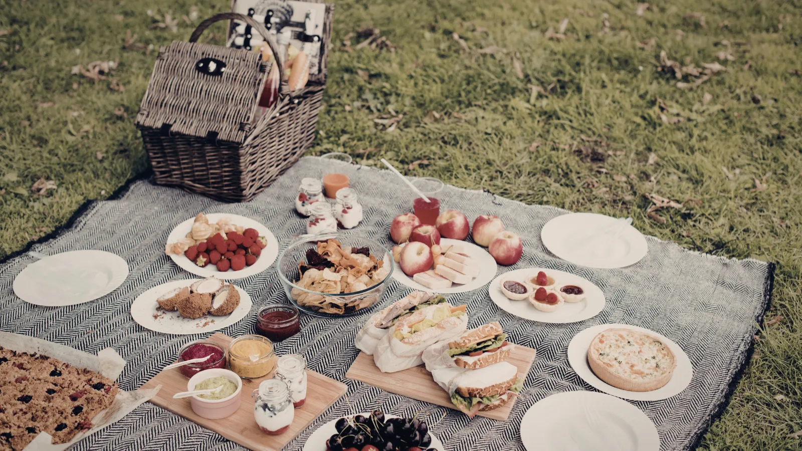 Picnics and Simplicity