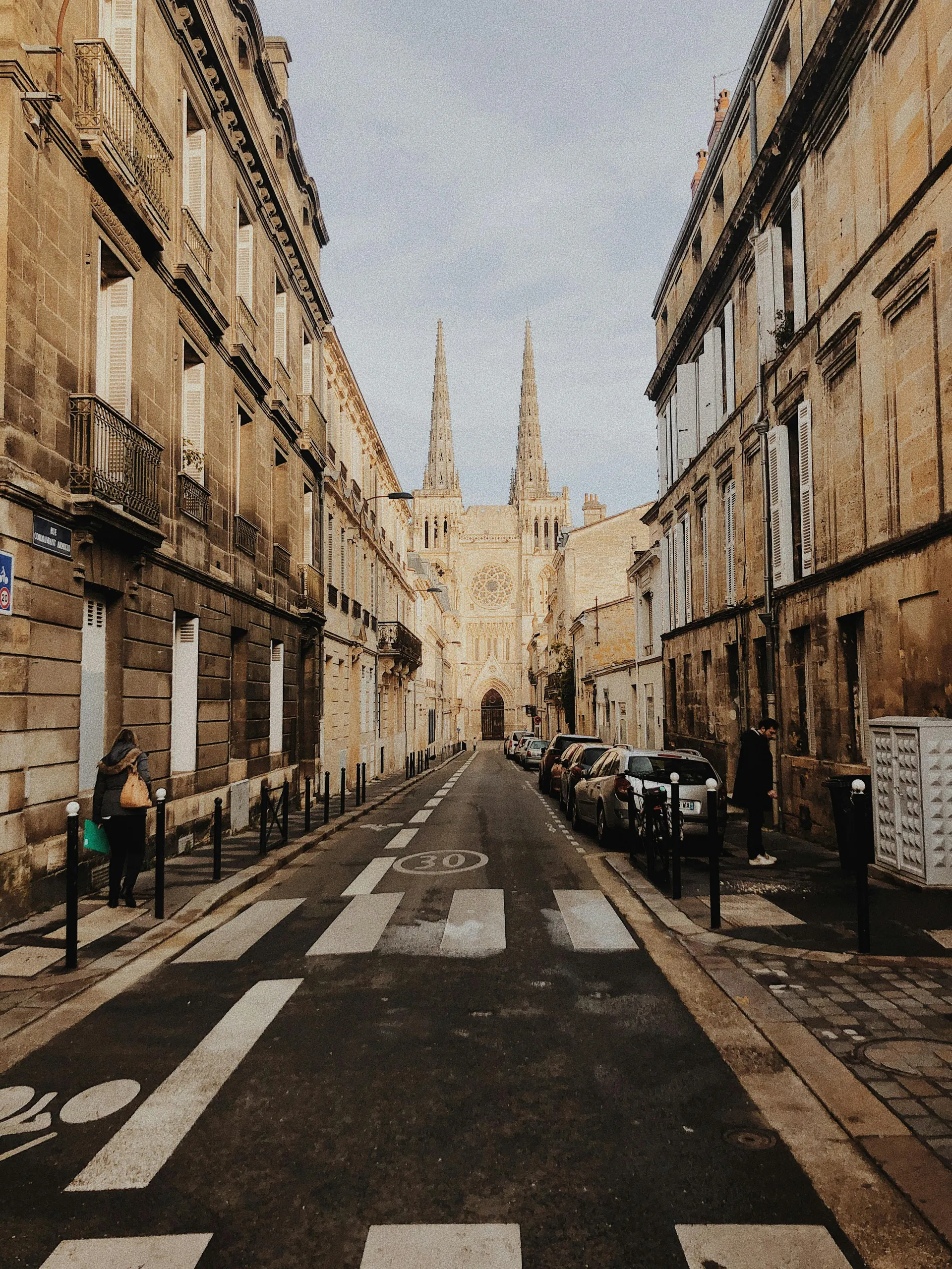 Picture showcasing Pont de Pierre Bridge