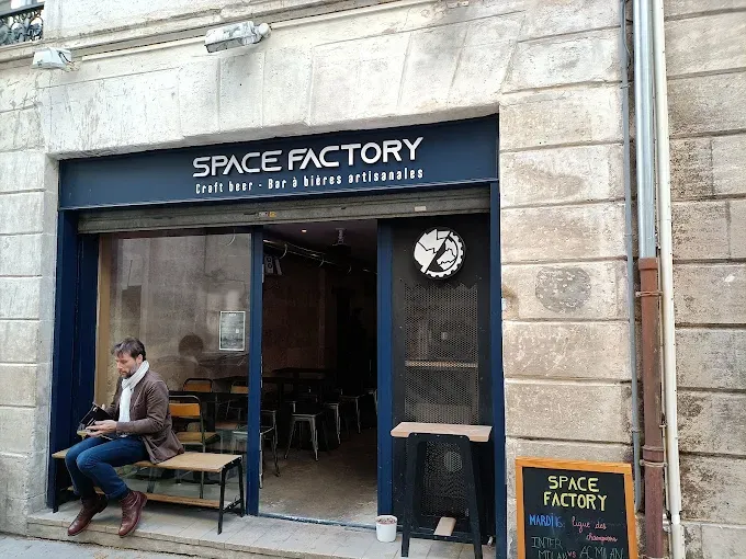 <strong>Space Factory</strong>