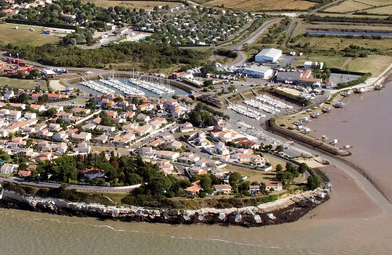 Port of Meschers-sur-Gironde (Right Bank)
