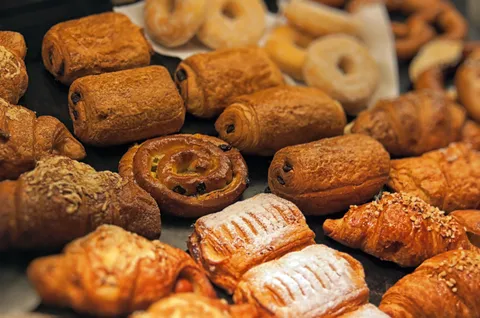 Best Bakeries in Bordeaux: Where to Find the Best Baguettes, Croissants and Pâtisseries