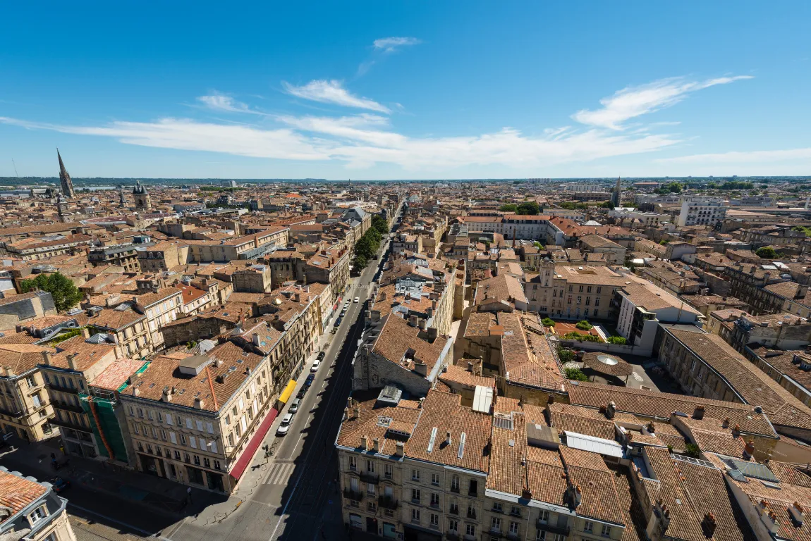 A Morning Stroll Through Bordeaux&rsquo;s Historic Centre