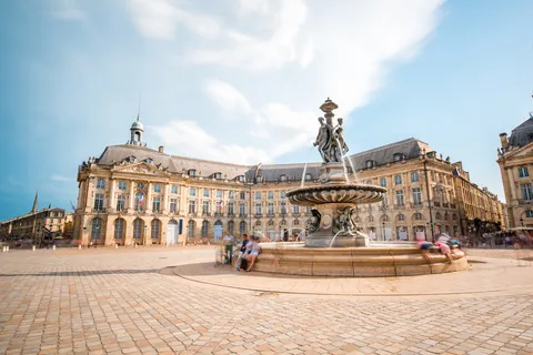 Bordeaux is one of the most visited cities in France, known globally for its wine production, historic cityscape, and quality of life. For tourists, Bordeaux offers more than just wine—it blends a dynamic food scene, impressive architecture, accessible vineyards, and day trips to some of the most scenic spots in the southwest of France.