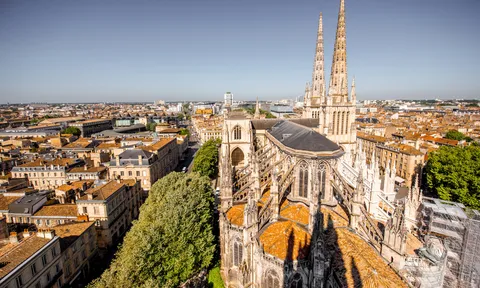 Bordeaux has emerged as one of France’s most exciting destinations, attracting visitors with its historic architecture, vibrant culture, and exceptional food and wine scene.