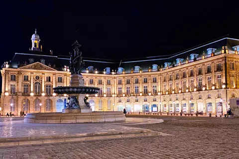 Discover the best events, wine tours, and outdoor activities in Bordeaux this August. Plan your perfect summer visit.