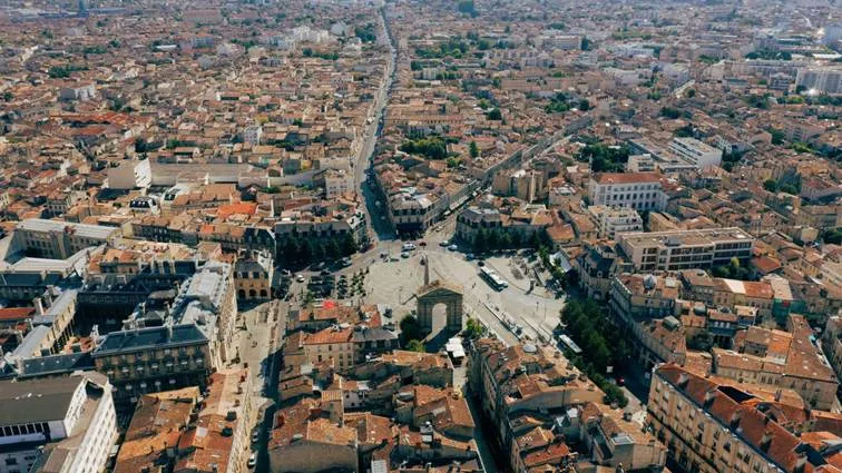 <strong>What To Do in Bordeaux in August for Tourists</strong>