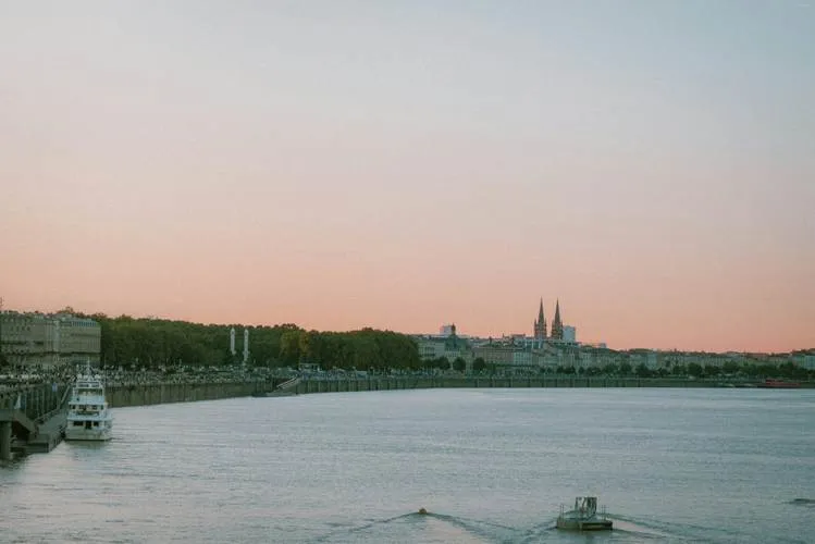 <strong>Outdoor things to do in Bordeaux in August</strong>