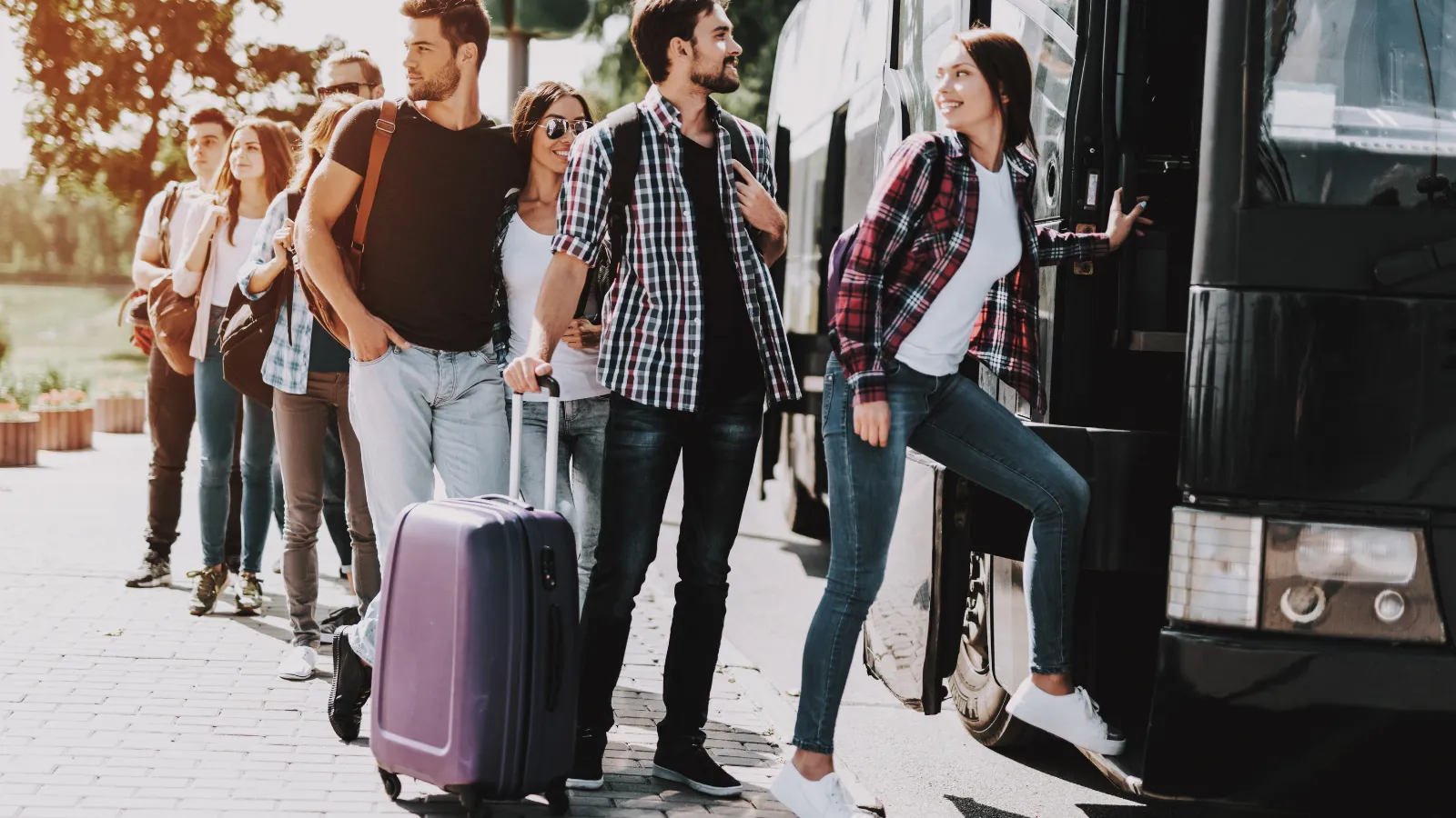 Arriving by Bus: The Cheapest Way to Reach Bordeaux
